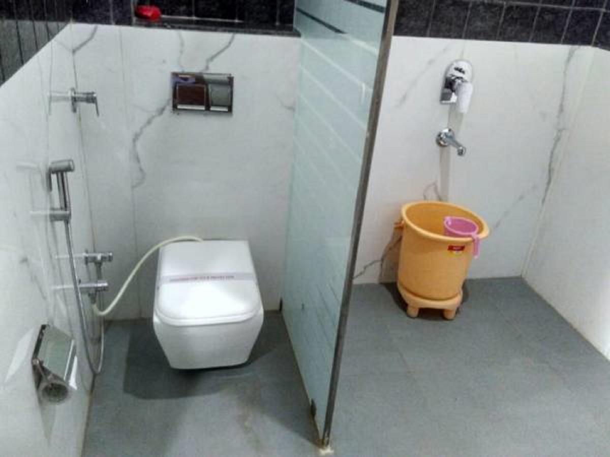 Hotel Blue Star Datia Экстерьер фото