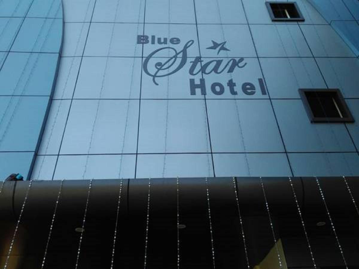 Hotel Blue Star Datia Экстерьер фото